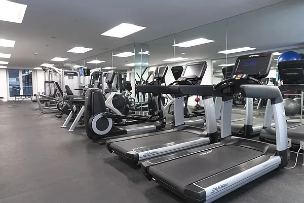 Rented by Kahen Properties | media 44