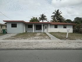 2nd image of 17501 NW 47th Ct