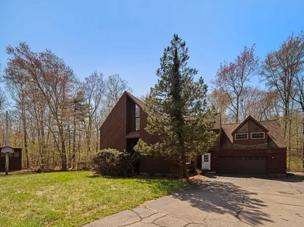 2231 Bay Rd, Sharon, MA 02067
