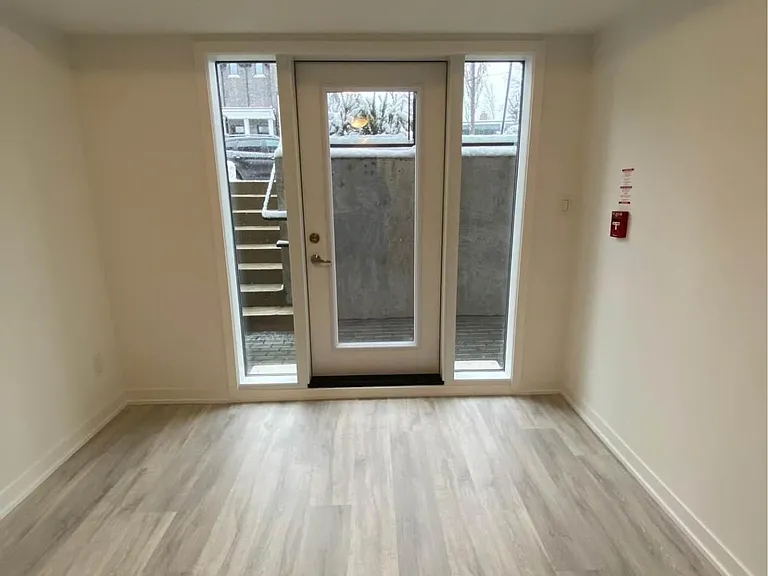 10 Marquette Ave S #A3 — Photo 11