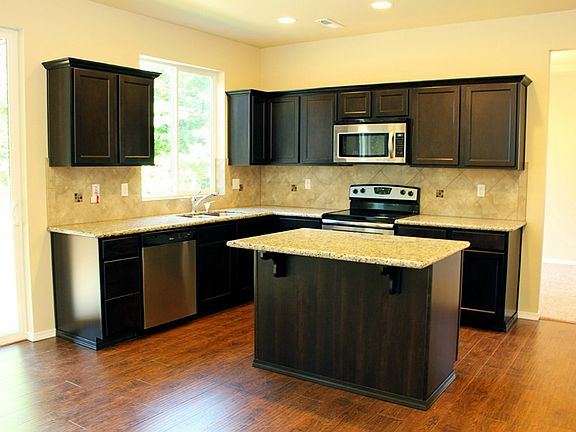 3rd image of 2305 11th Avenue Ct SE