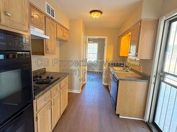3rd image of 5221 Gloucester Ave