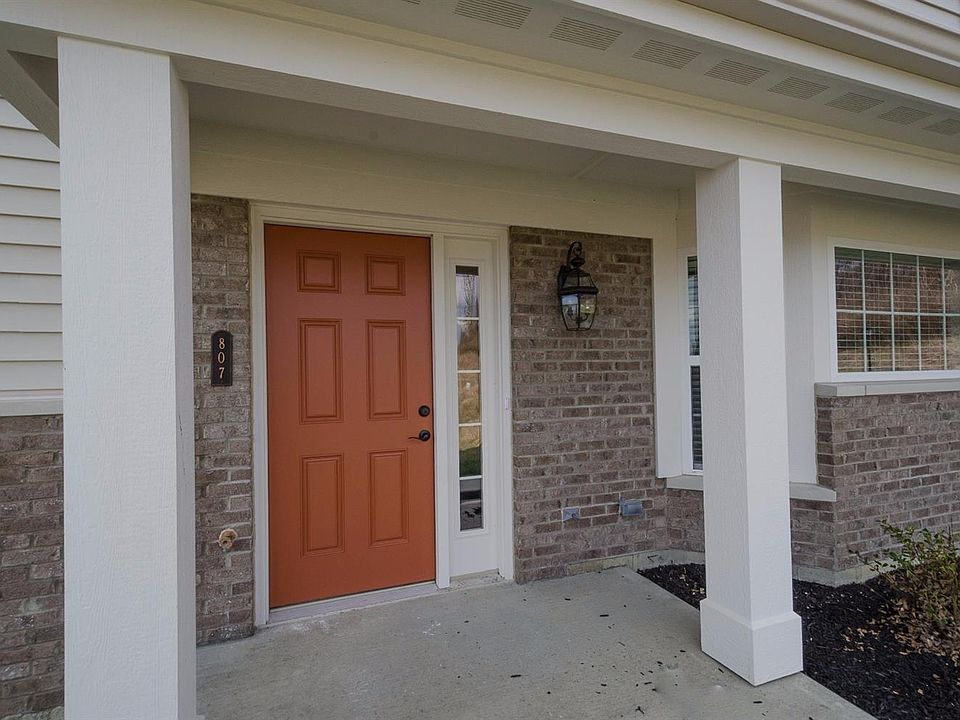 1st image of 807 Riviera Dr #17201