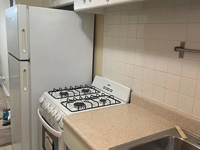 345 Regis Ave #4 — Photo 6