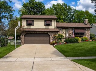 3631 Bon View Dr, Erie, PA 16506