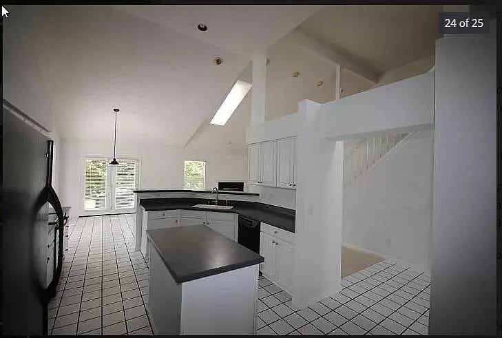 5758 Killiney Ln — Photo 17