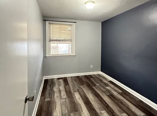 1912 Tomlinson Rd, Philadelphia, PA 19116