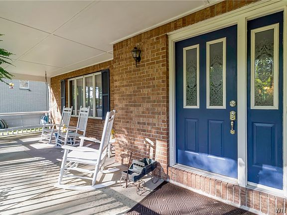5th image of 141 Tiffany Ln