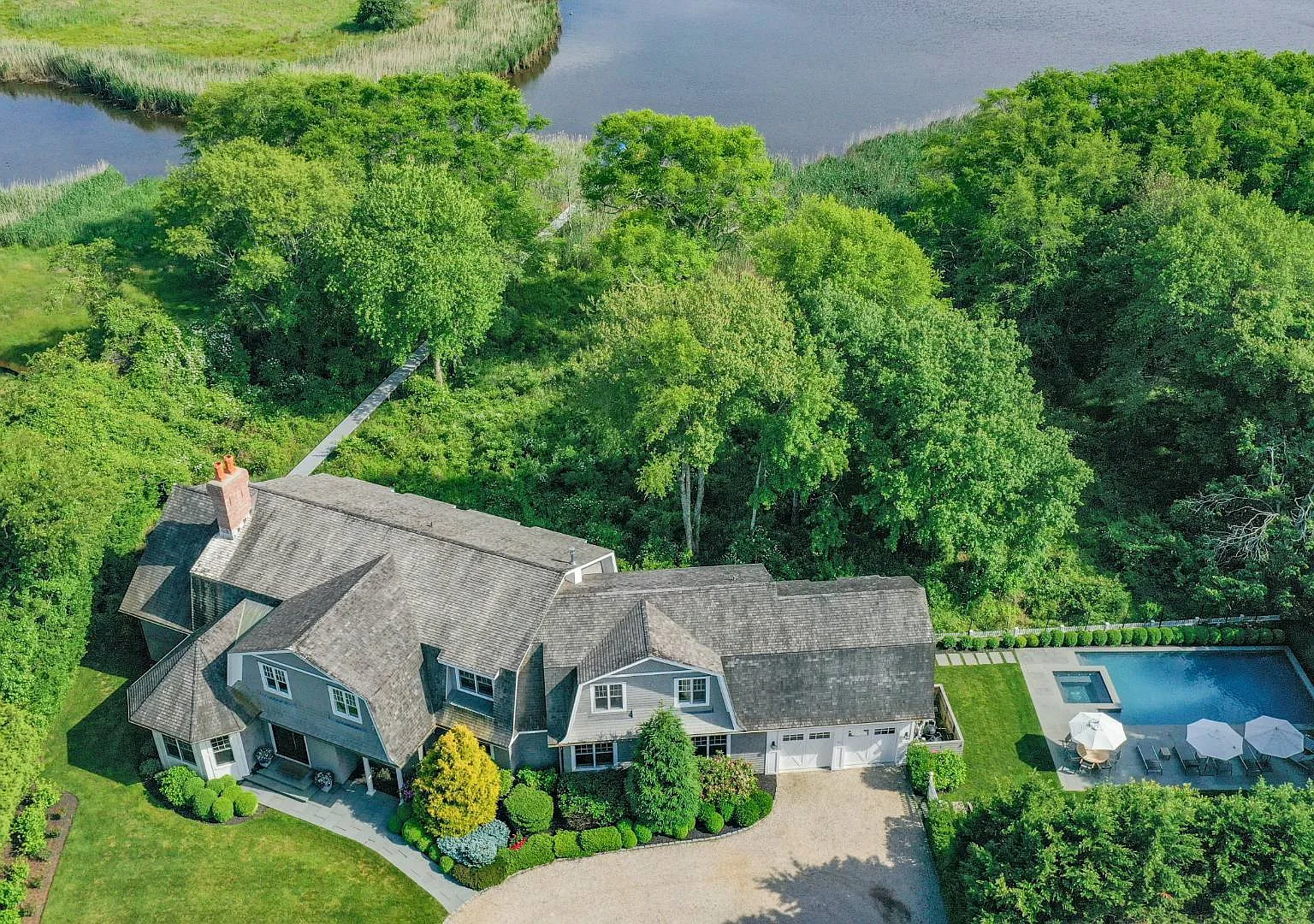 Waterfront Rental in Sagaponack — Photo 1