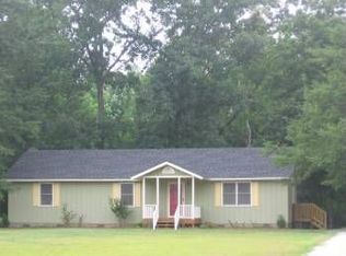 341 Double Eagle Rd, Burgaw, NC 28425