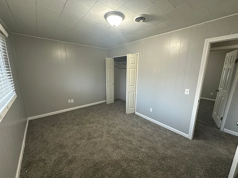 1040 Bowerman Dr #1 — Photo 6