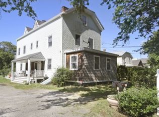 63 David Whites Ln, Southampton, NY 11968