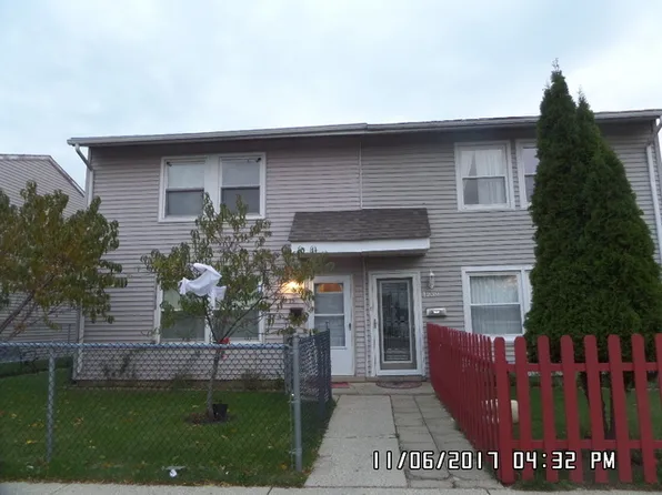 1235 S Fulton Ave, Waukegan, IL 60085