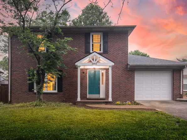 2913 Azov Ct, Lexington, KY 40503