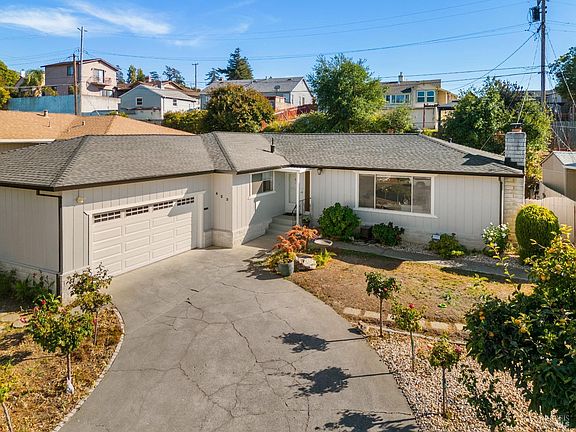 4th image of 423 Valle Vista Avenue