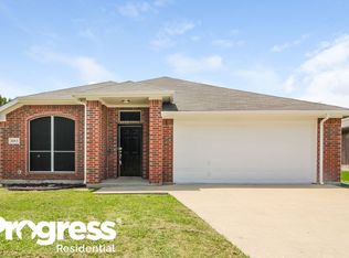 603 Wolcott Ln, Grand Prairie, TX 75052
