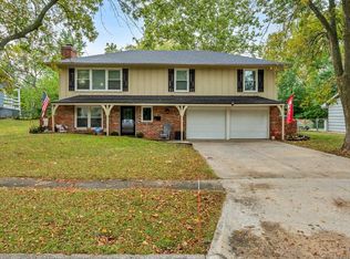 4313 SW 30th St, Topeka, KS 66614