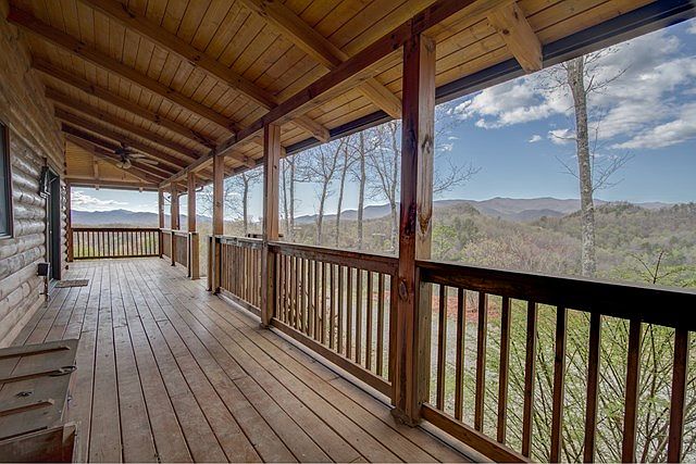 1723 Greasy Branch Rd, Bryson City, NC 28713 | Zillow