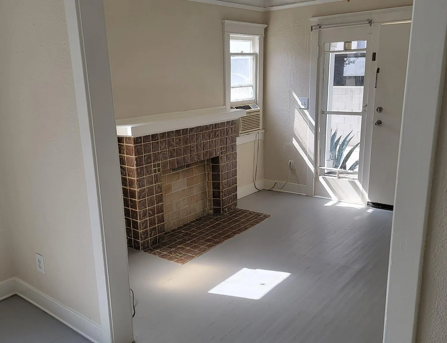 2 bed, 800 sqft, $3,200 — Photo 3