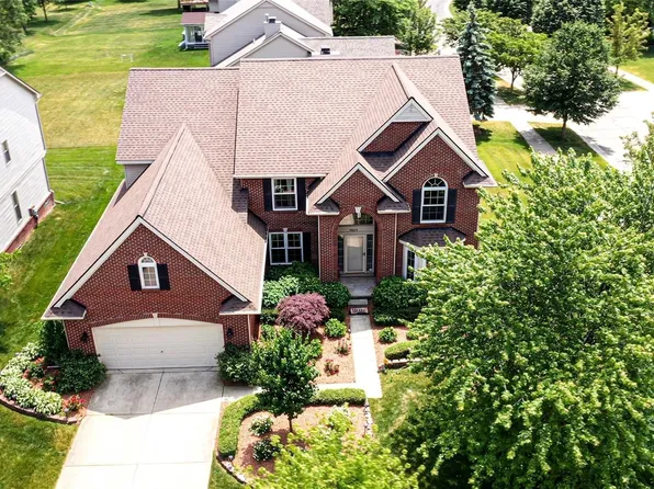 40673 Camborne Ln, Novi, MI 48375