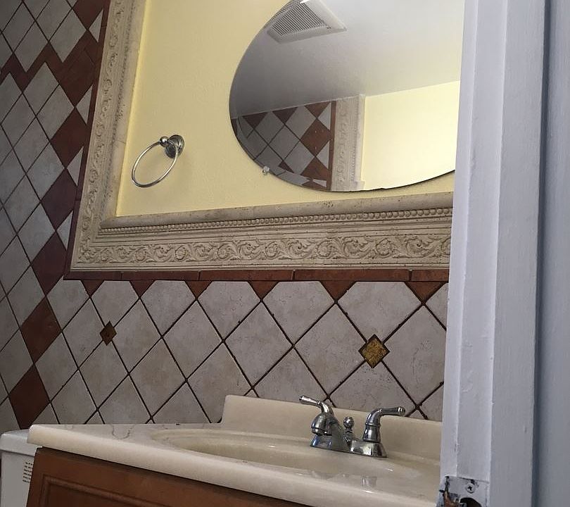 1st image of 842 Pueblo Ave
