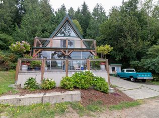 6051 Santa Rd, Florence, OR 97439