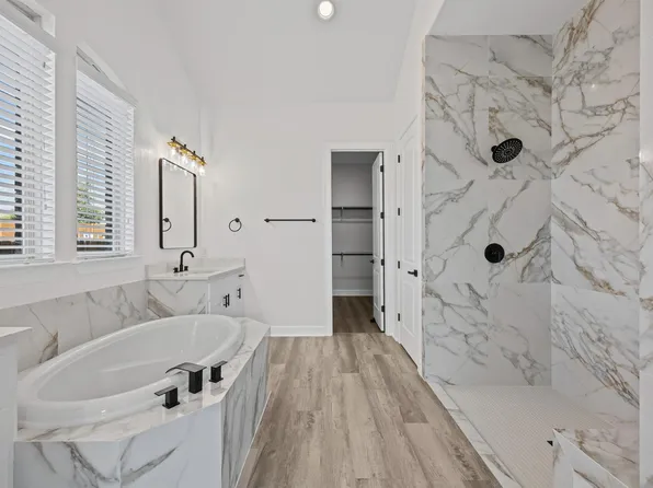 162 Topaz Cir, Dripping Springs, TX 78620