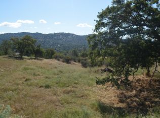 1 Corral Dr, Coarsegold, CA 93614