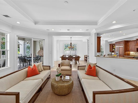 5th image of 104 Island Plantation Ter APT 204