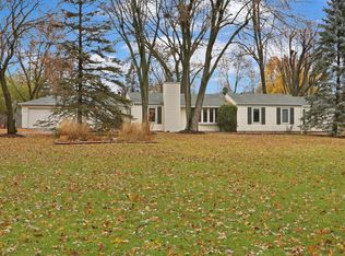 4312 Birch Dr, Gurnee, IL 60031