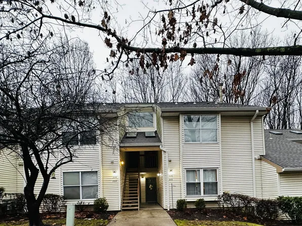 335 Sunshine Court, Englishtown, NJ 07726