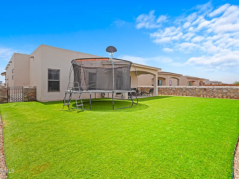 13401 Carterton Ave — Photo 31