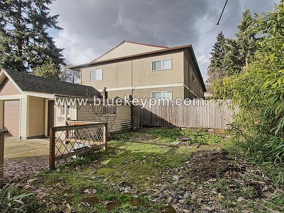 4th image of 2318 E 16th St