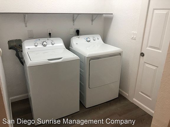 2nd image of 3850 35th St APT 1