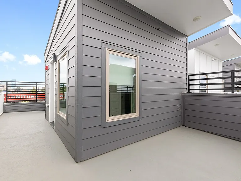 1112 Galveston Ave #4 — Photo 18