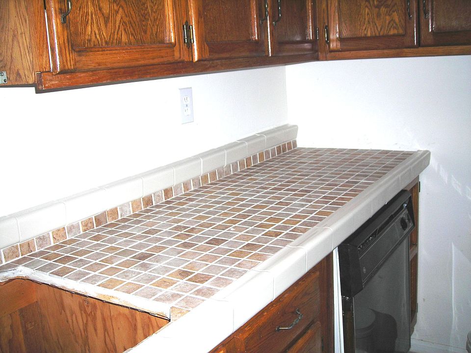 new tile countertop 