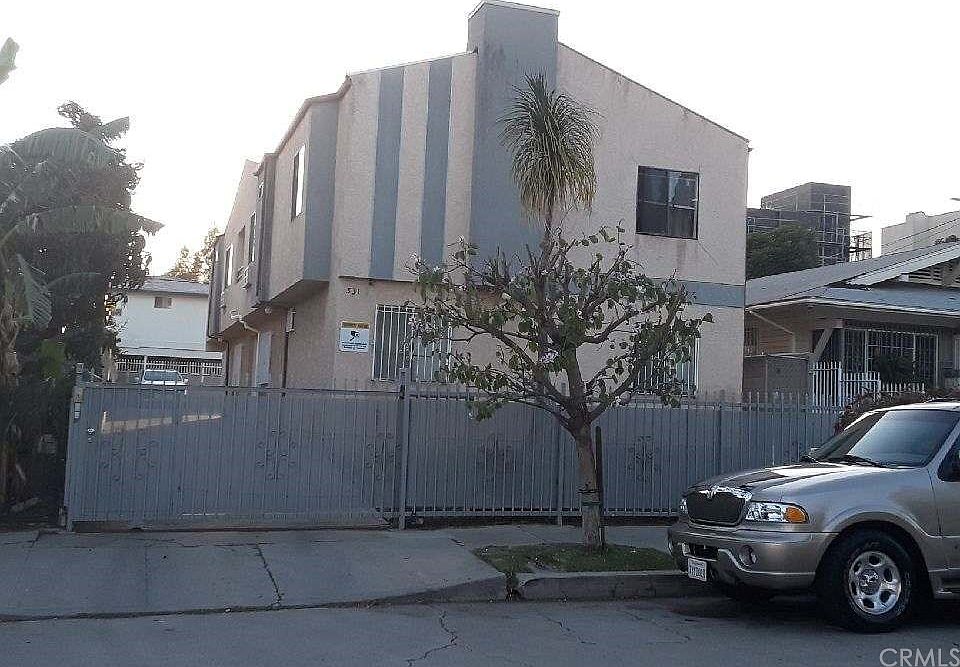1st image of 331 N Serrano Ave
