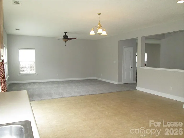 12623 Cumberland Cove Dr — Photo 4