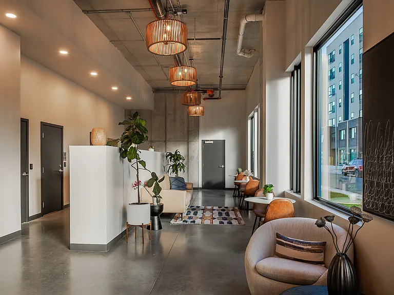 West Holden Place — Photo 12
