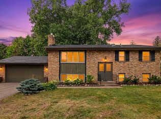 5616 Highwood Dr, Edina, MN 55436