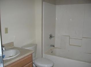 202-206 S 8th St #301, Newark, NJ 07103