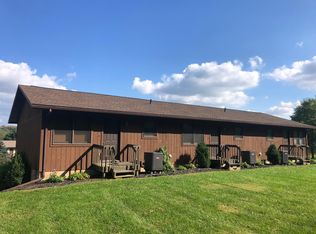 1262 Schneiders Crossing Rd NW #B, Dover, OH 44622