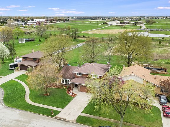 3rd image of 13136 Sparrow Ct