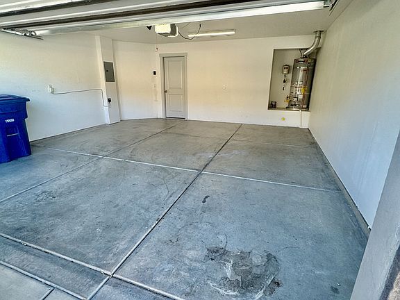 4th image of 3104 S Relic Ridge Dr