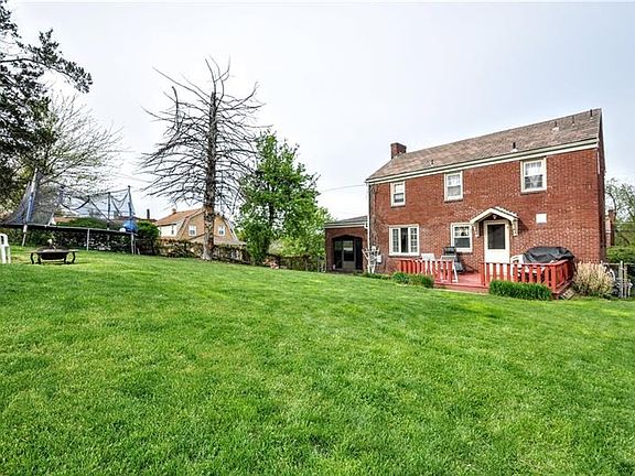 4th image of 3730 Woodrow Ave