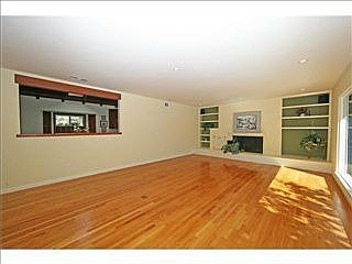 5th image of 3741 Liggett Dr