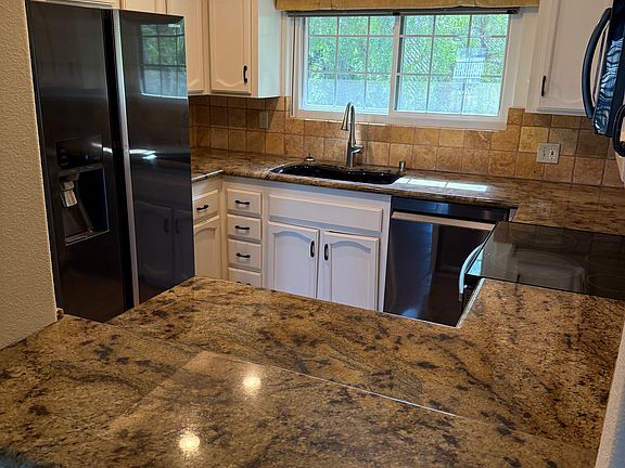 5th image of 16376 Avenida Venusto Unit E
