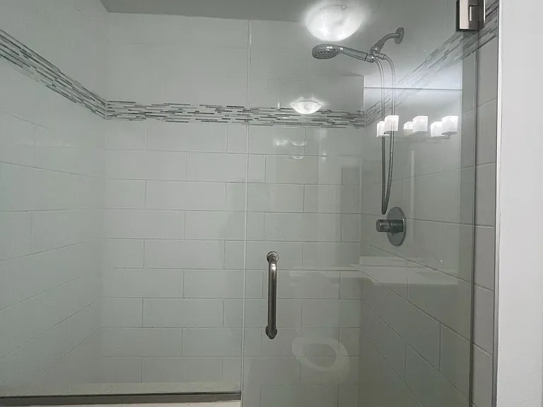 15 Maple Ave #1107 — Photo 8