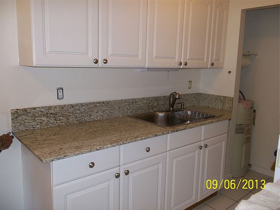 2nd image of 1807 Moser Dr APT A
