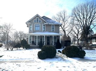 422 S Park Ave, Rensselaer, IN 47978